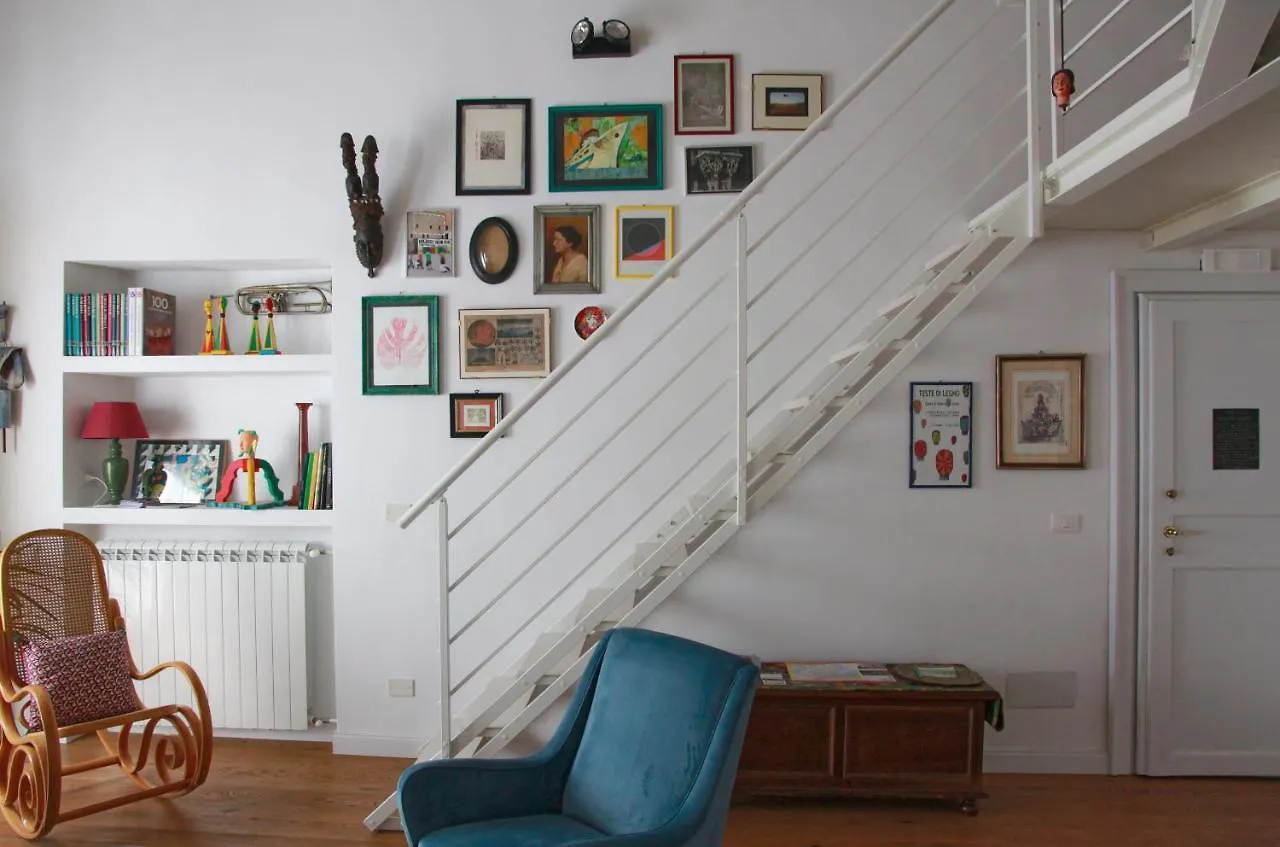Loft Tra Le Stelle E I Pesci. Palermo Apartment 0*,  Italy
