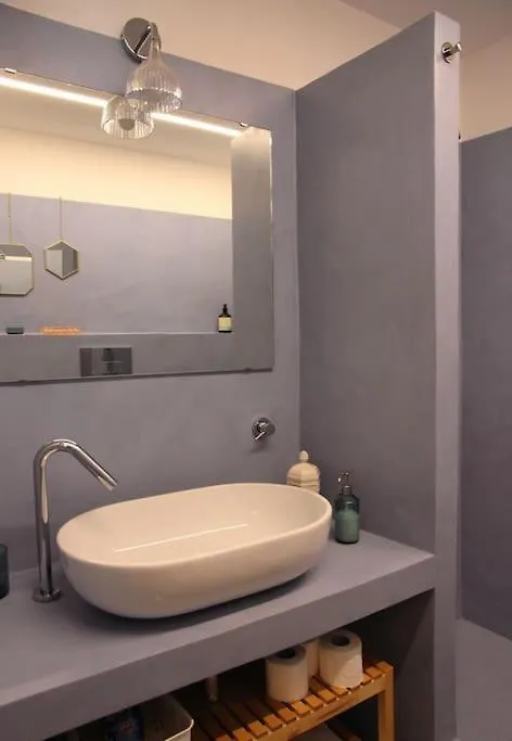 Loft Tra Le Stelle E I Pesci. Palermo Apartment
