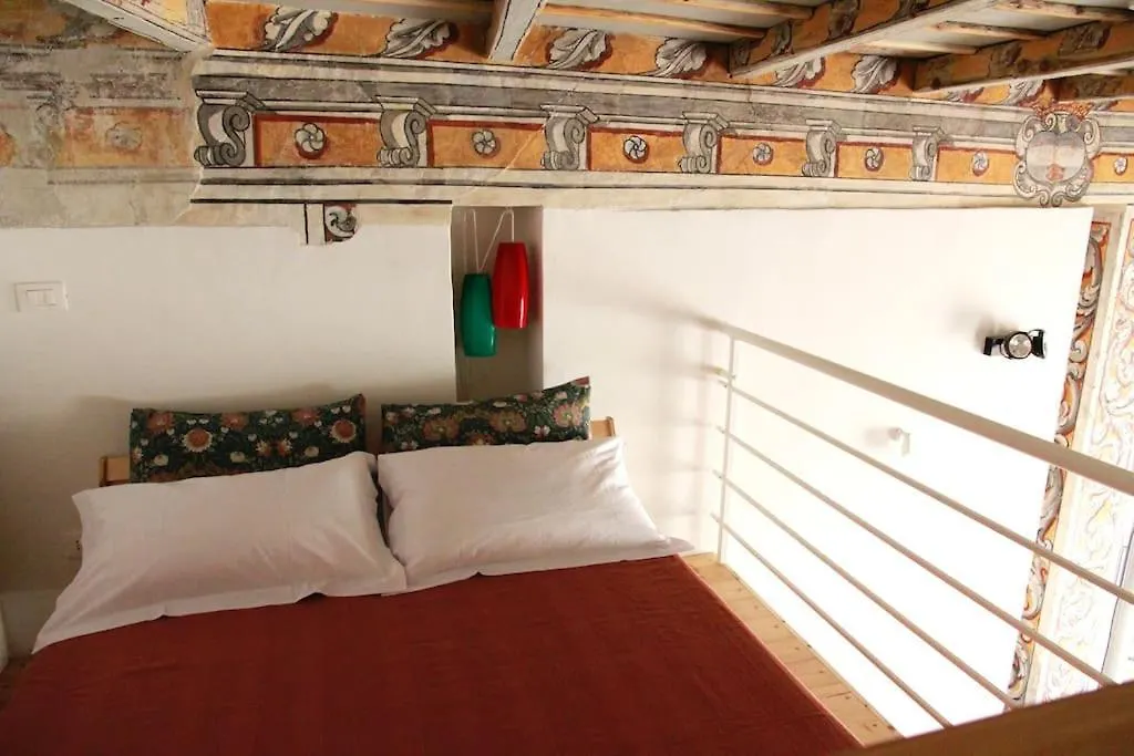 Loft Tra Le Stelle E I Pesci. Palermo Daire