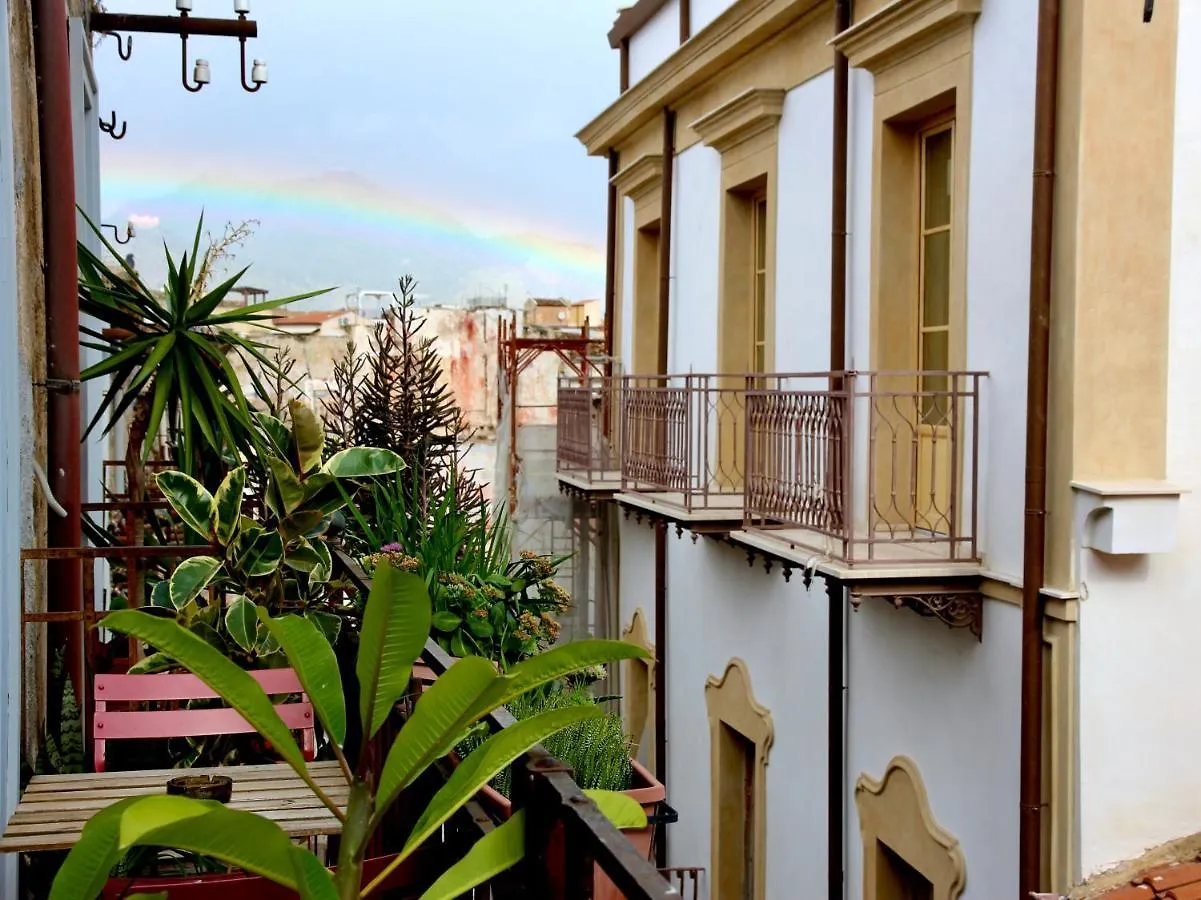Loft Tra Le Stelle E I Pesci. Palermo Apartment